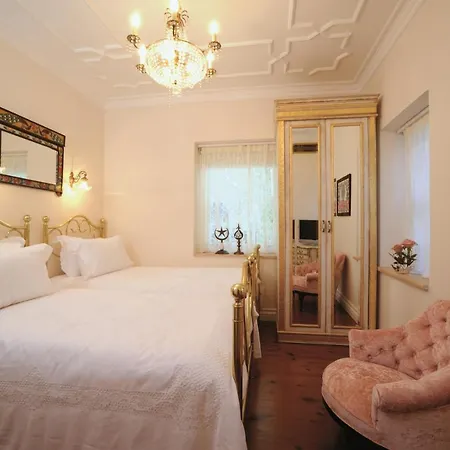 Erten Hotel Estambul